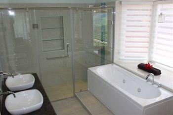 Farview Mountain Resort Villas Ooty Eksteriør billede